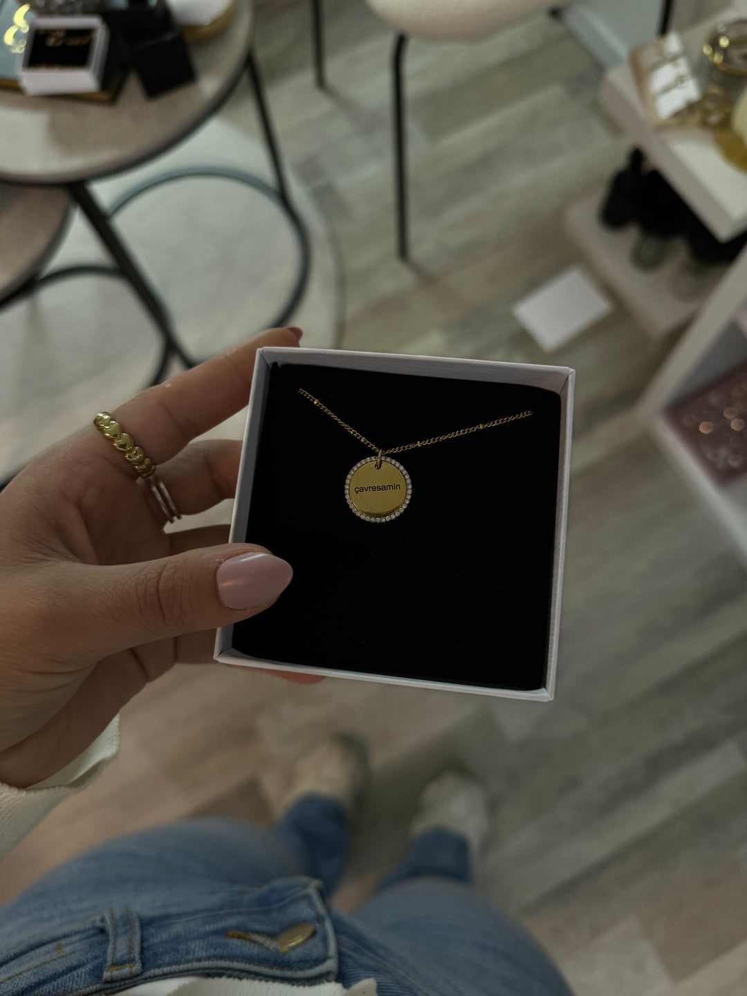 Round diamond engravable necklace