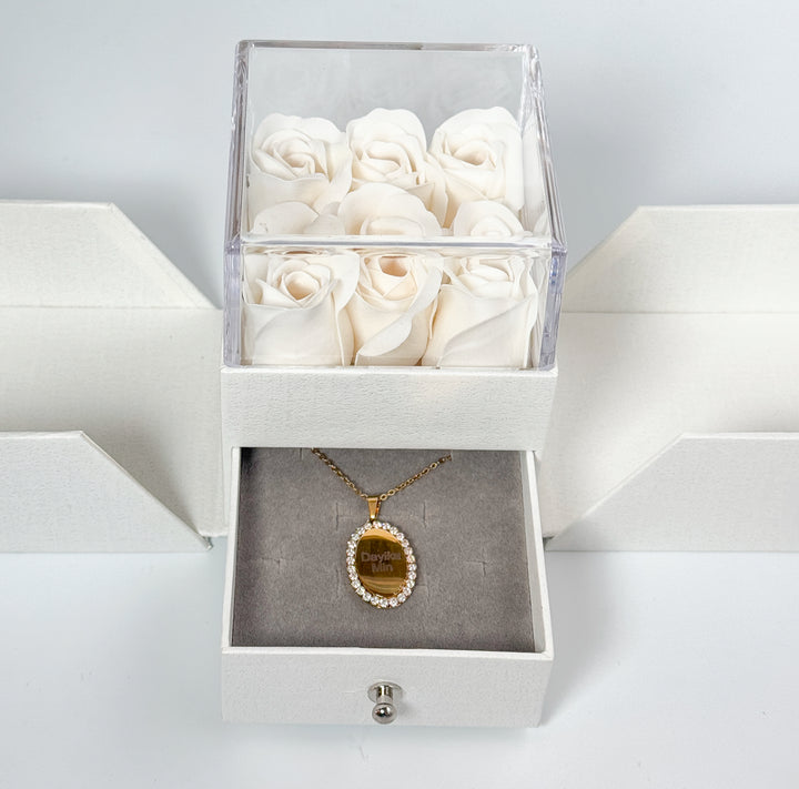 Box 7 Mother's day engravable