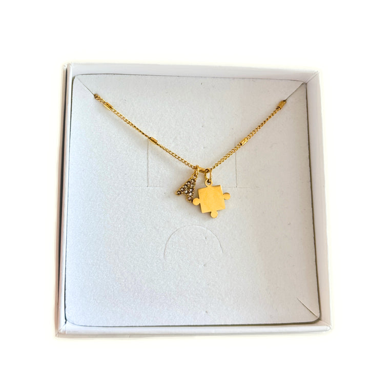 Puzzle necklace engravable
