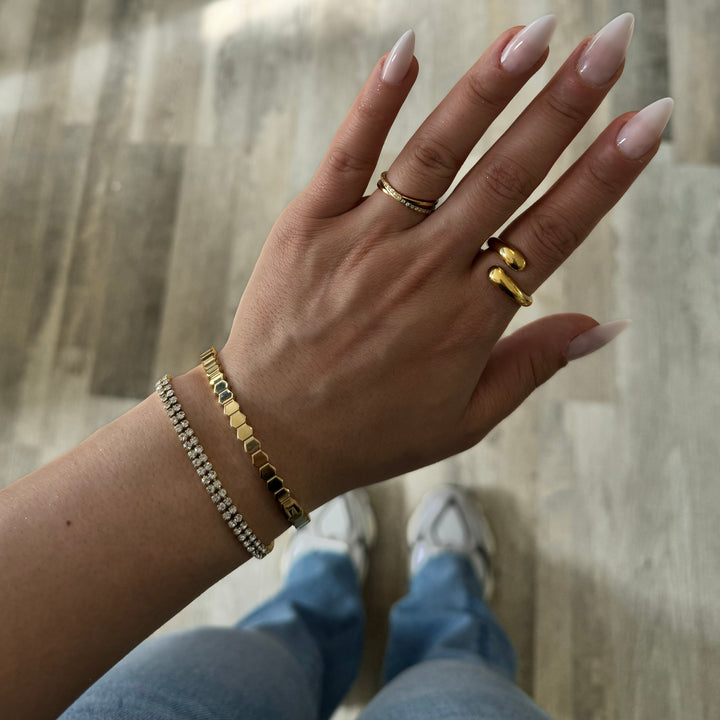 Nora bangle bracelet