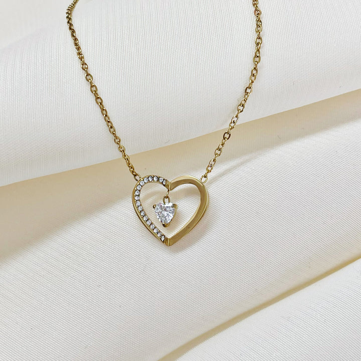 Heart necklace gold