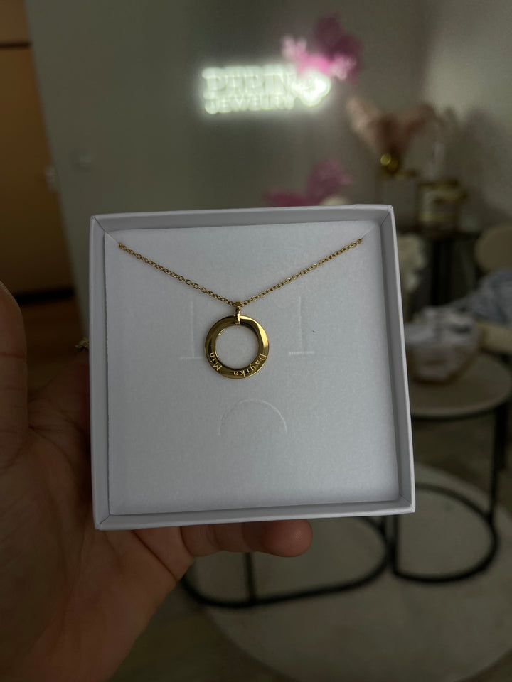 Dayika min necklace