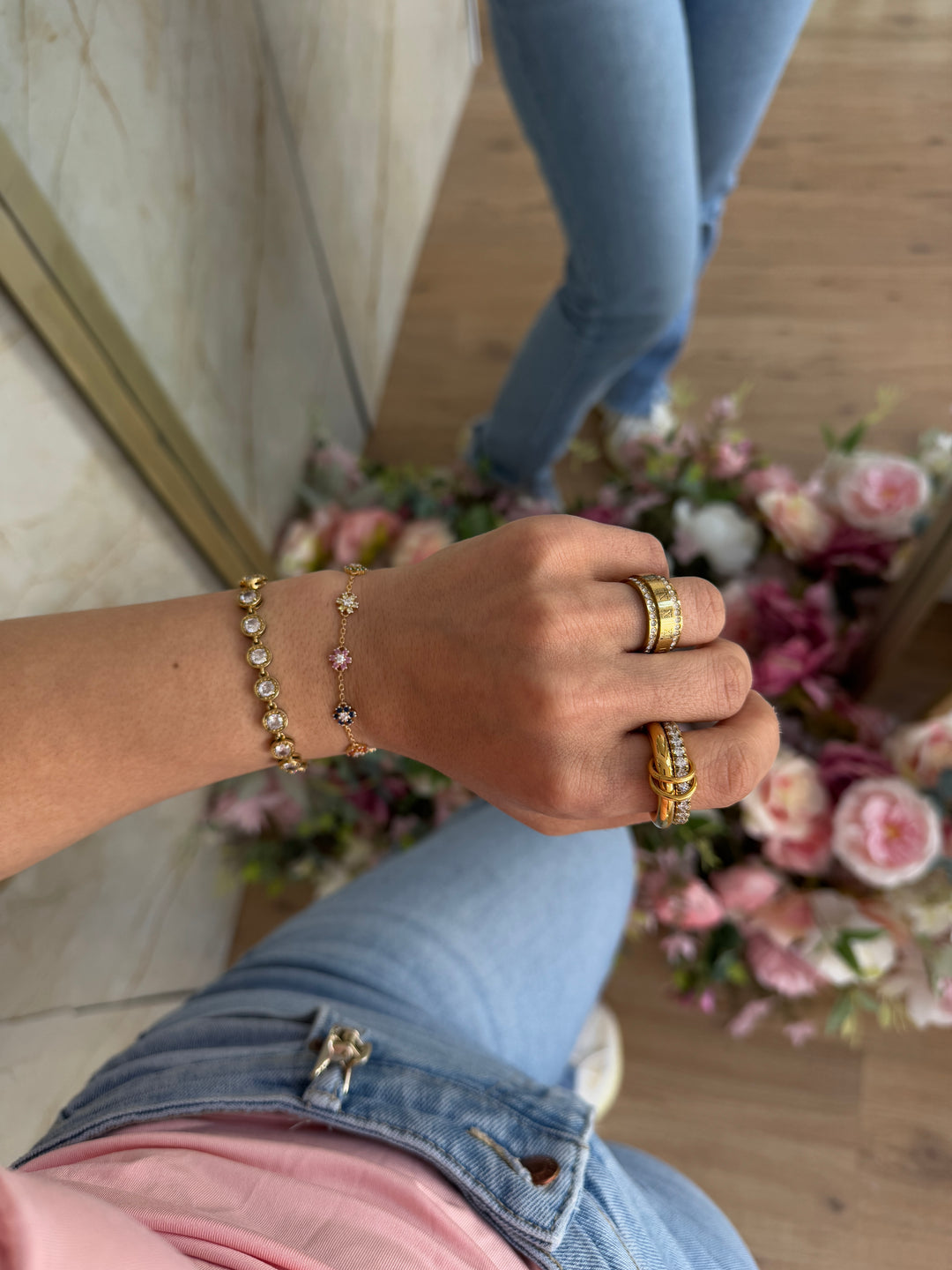 Avesta ring two layer