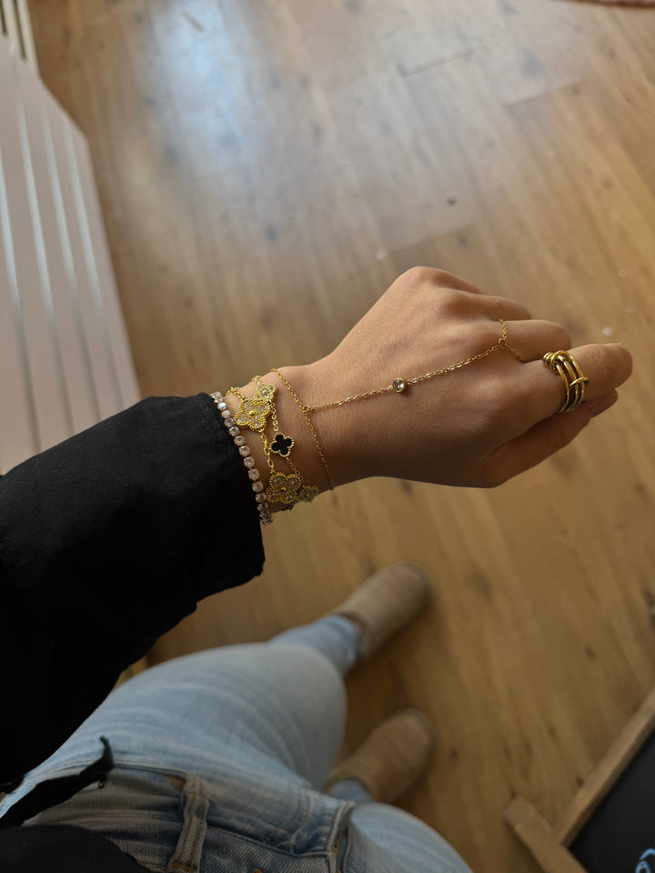 Alara Handchain