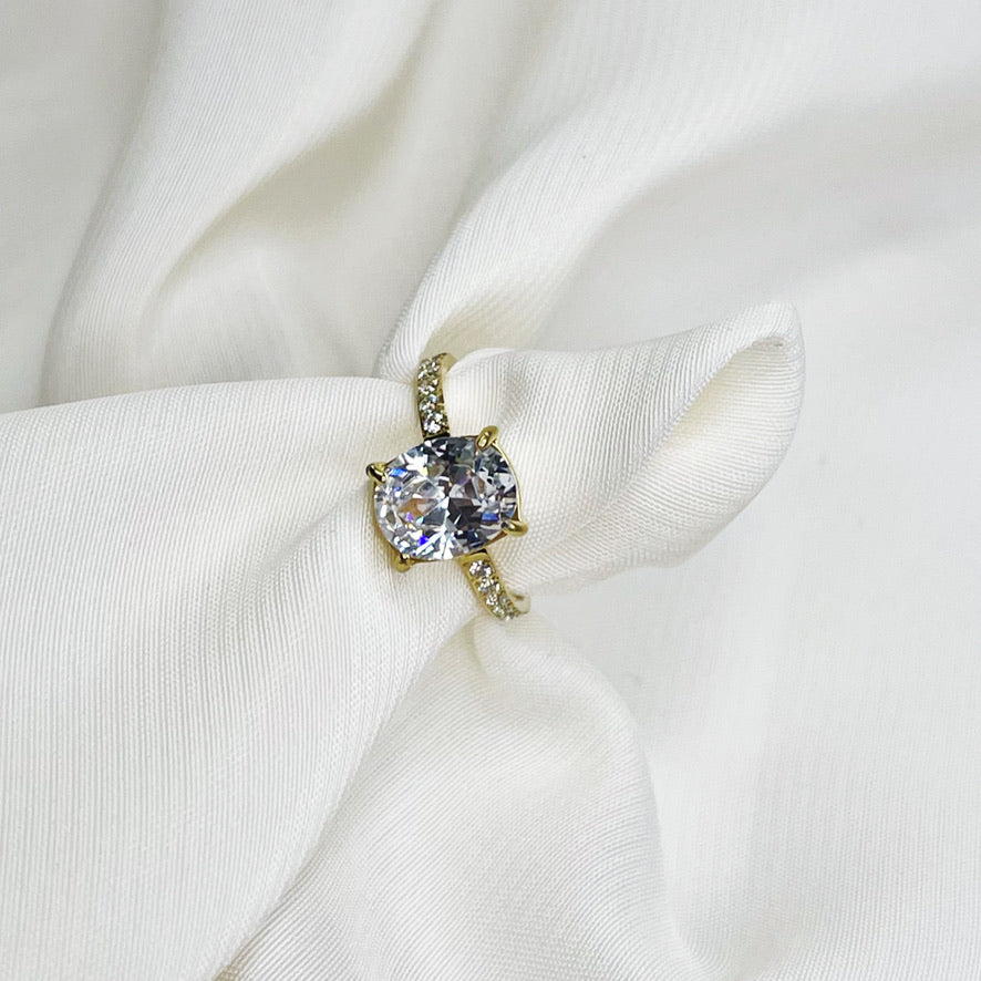 Amelle ring gold