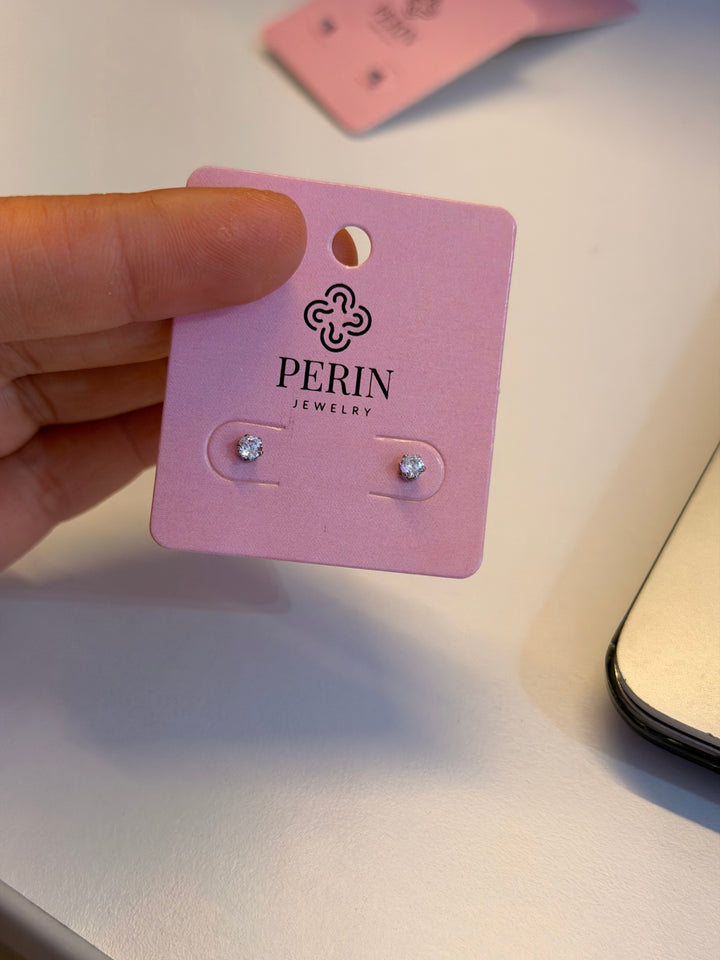 Small studs earrings