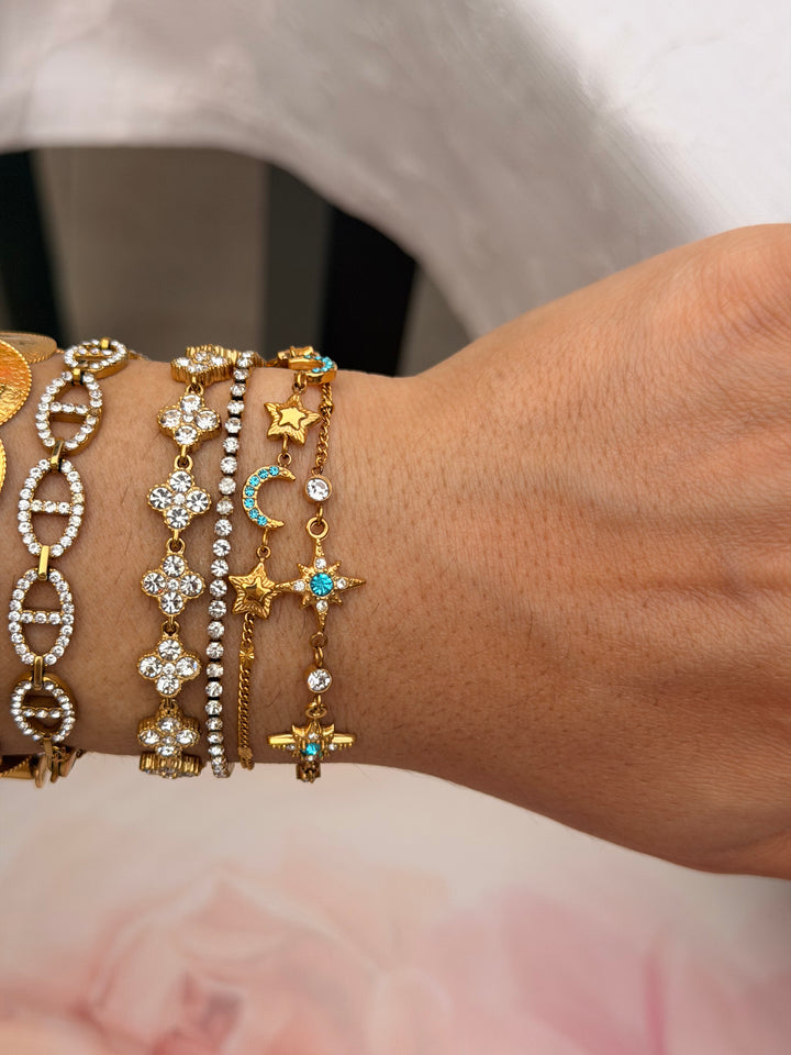 Star bracelet blue