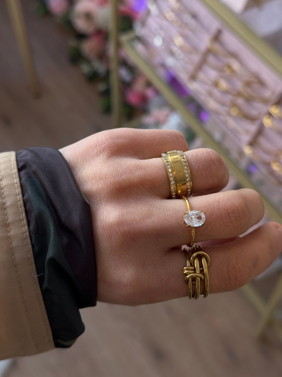 Anelia ring gold