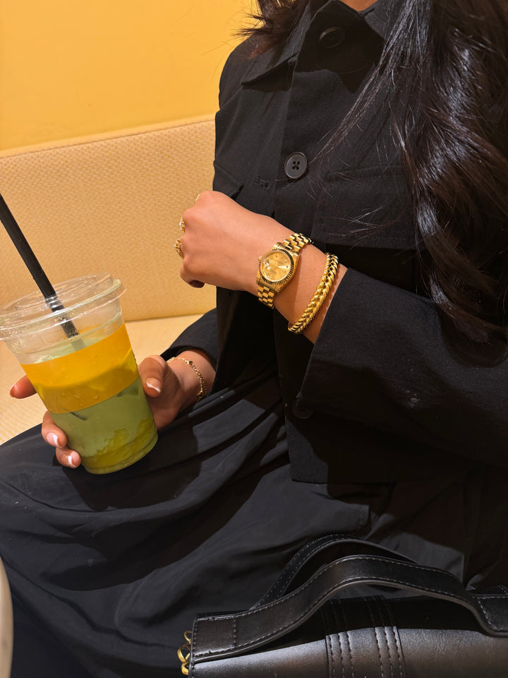 Sadaf bangle gold