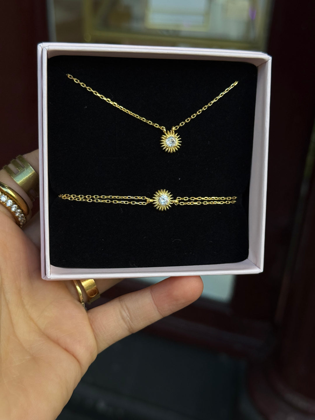 Tav bracelet - gold