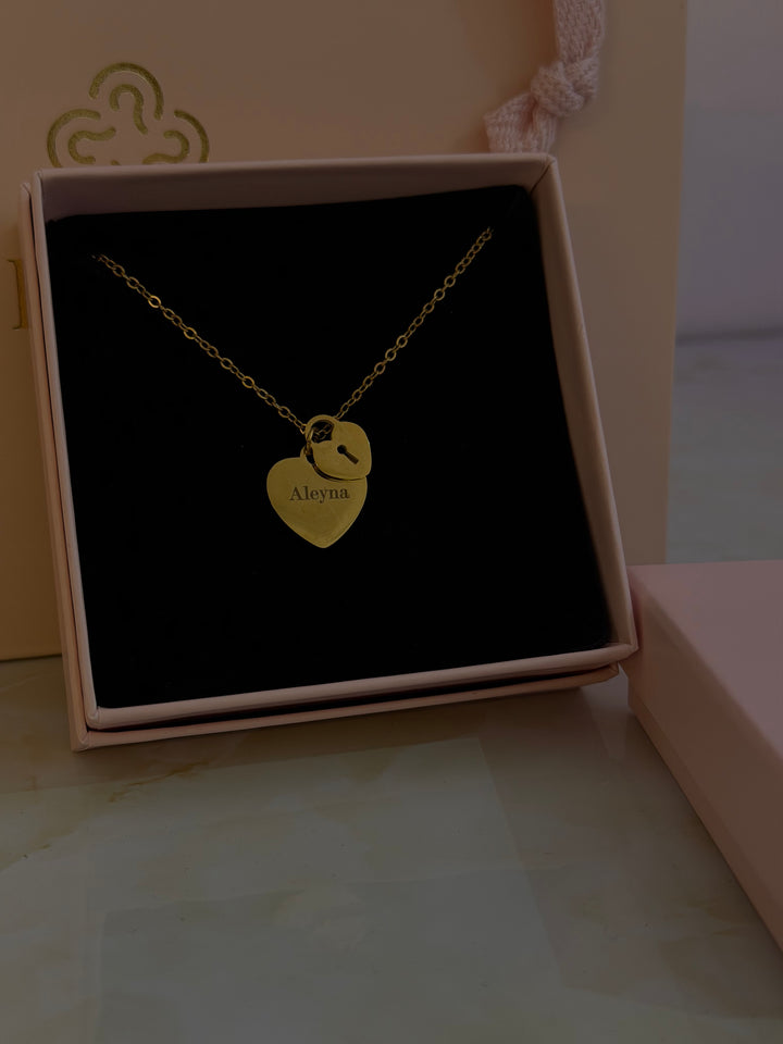 Aleyna necklace- engravable gold