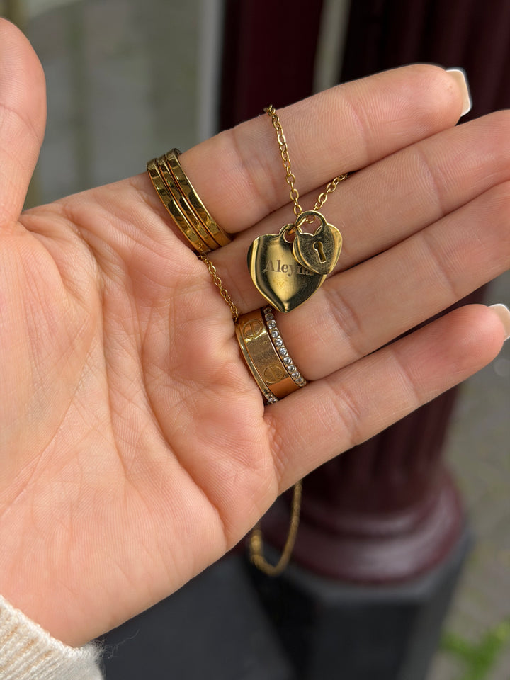 Aleyna necklace- engravable silver