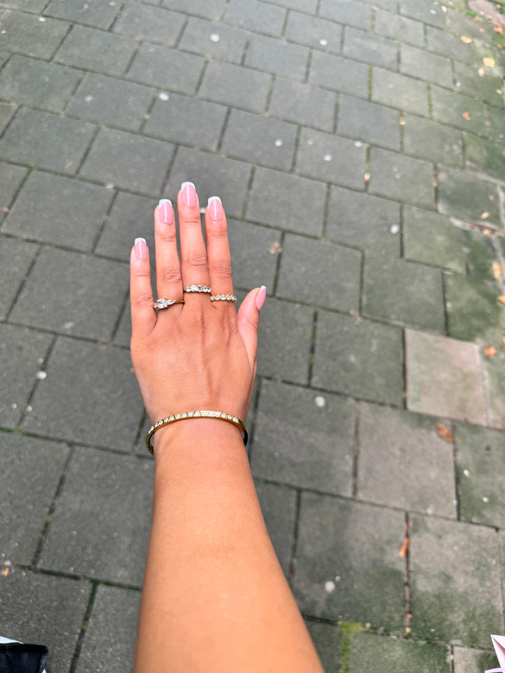 Sera ring gold