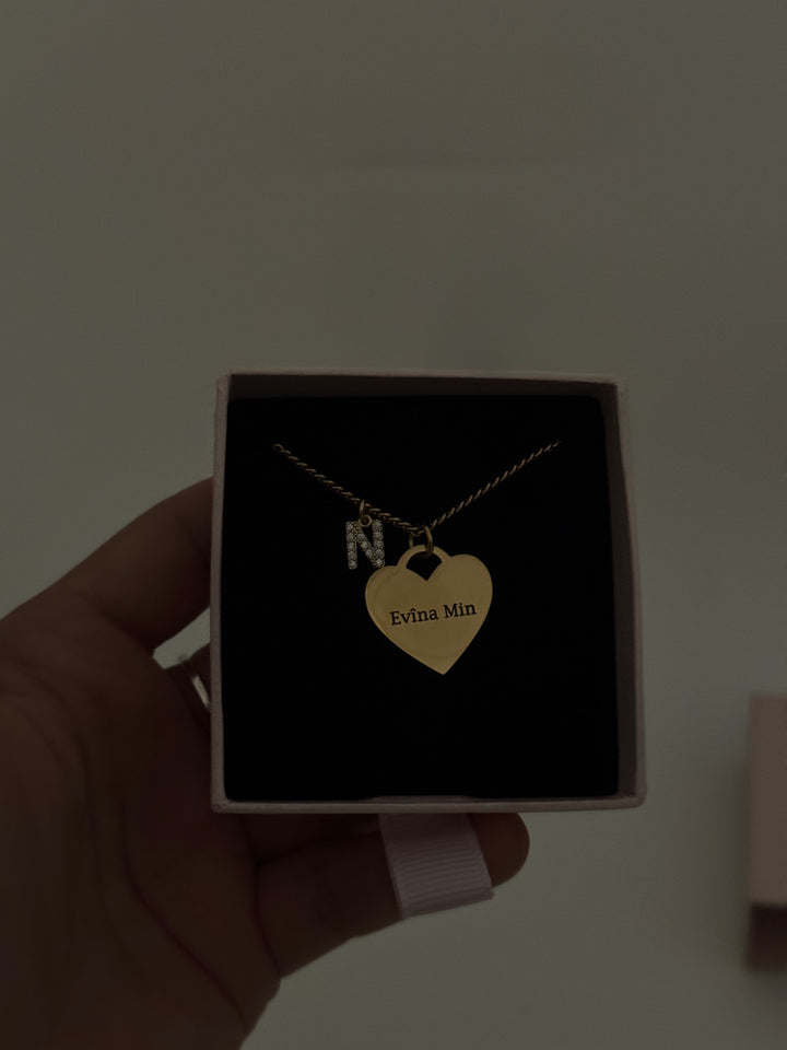 Evina min necklace