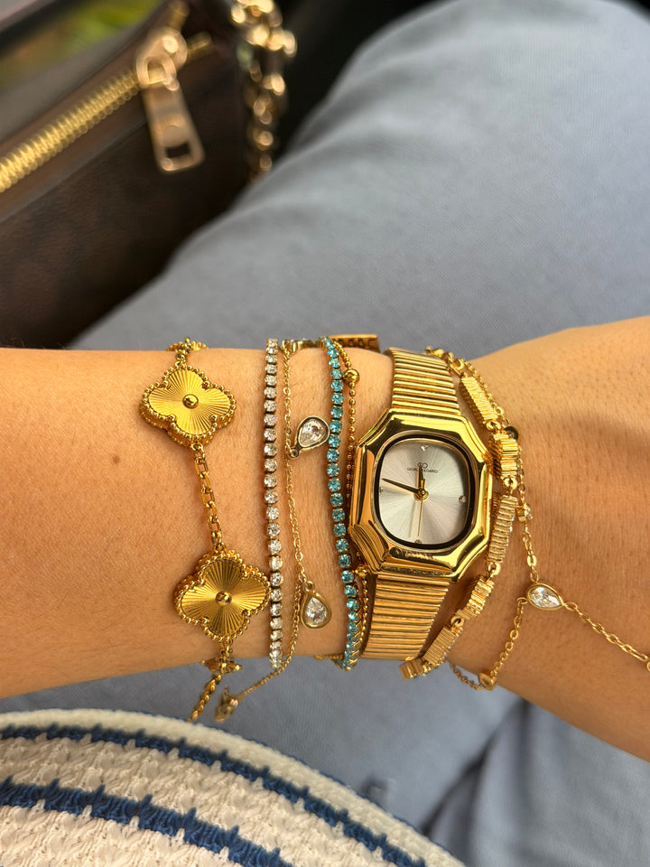 Pear drop bracelet gold