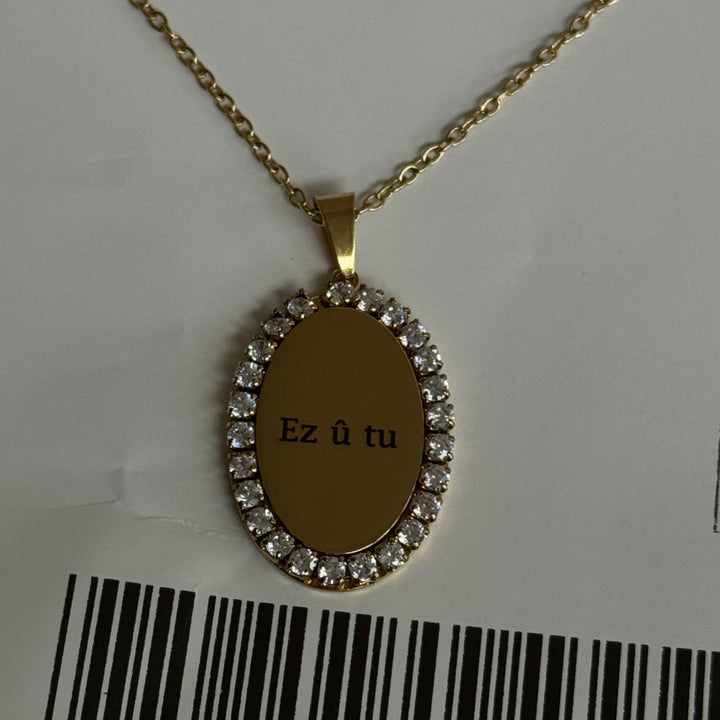 Oval diamond engravable necklace