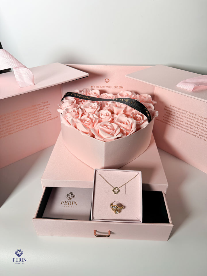 Rosebox clover ring pink