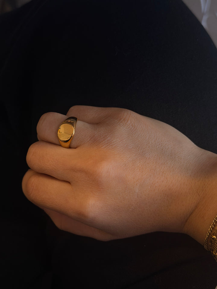Round engravable ring - silver