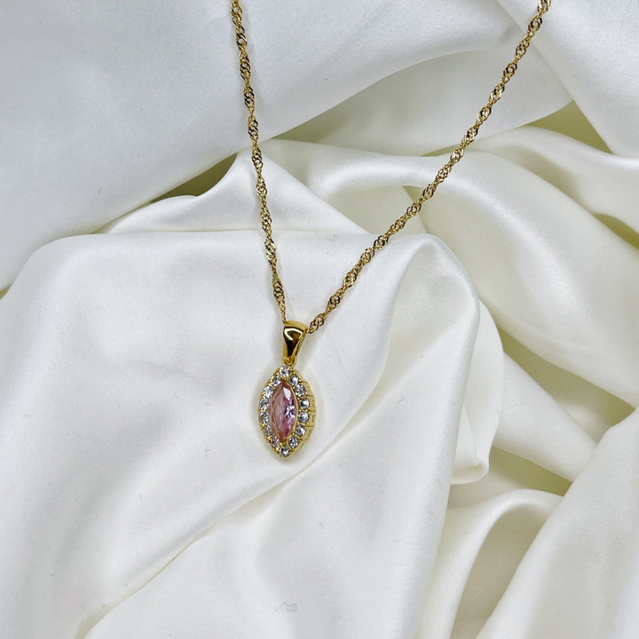 Viola necklace pink